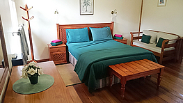 Self catering accommodation sporting comfortable double beds